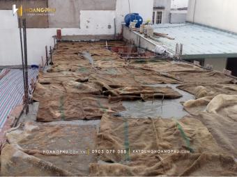 DUNG HOUSE